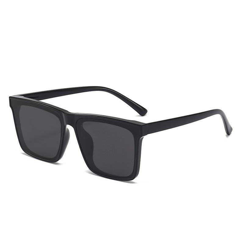 Sunscreen sunglasses with metal rivets