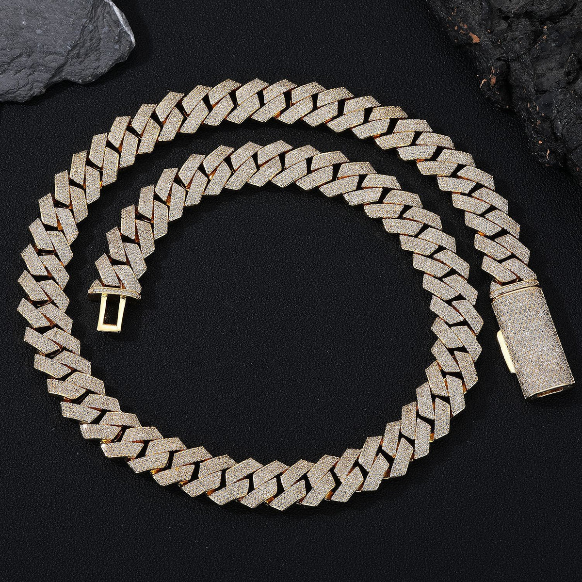 Men's Cuban Chain Zircon Necklace Geometric Pendant