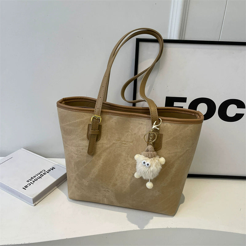 Large-capacity tote bag