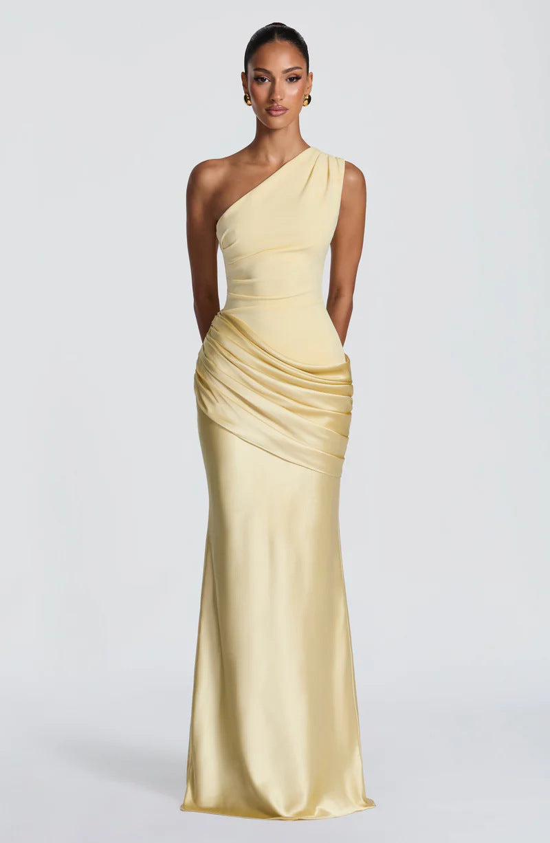 High-waisted dress