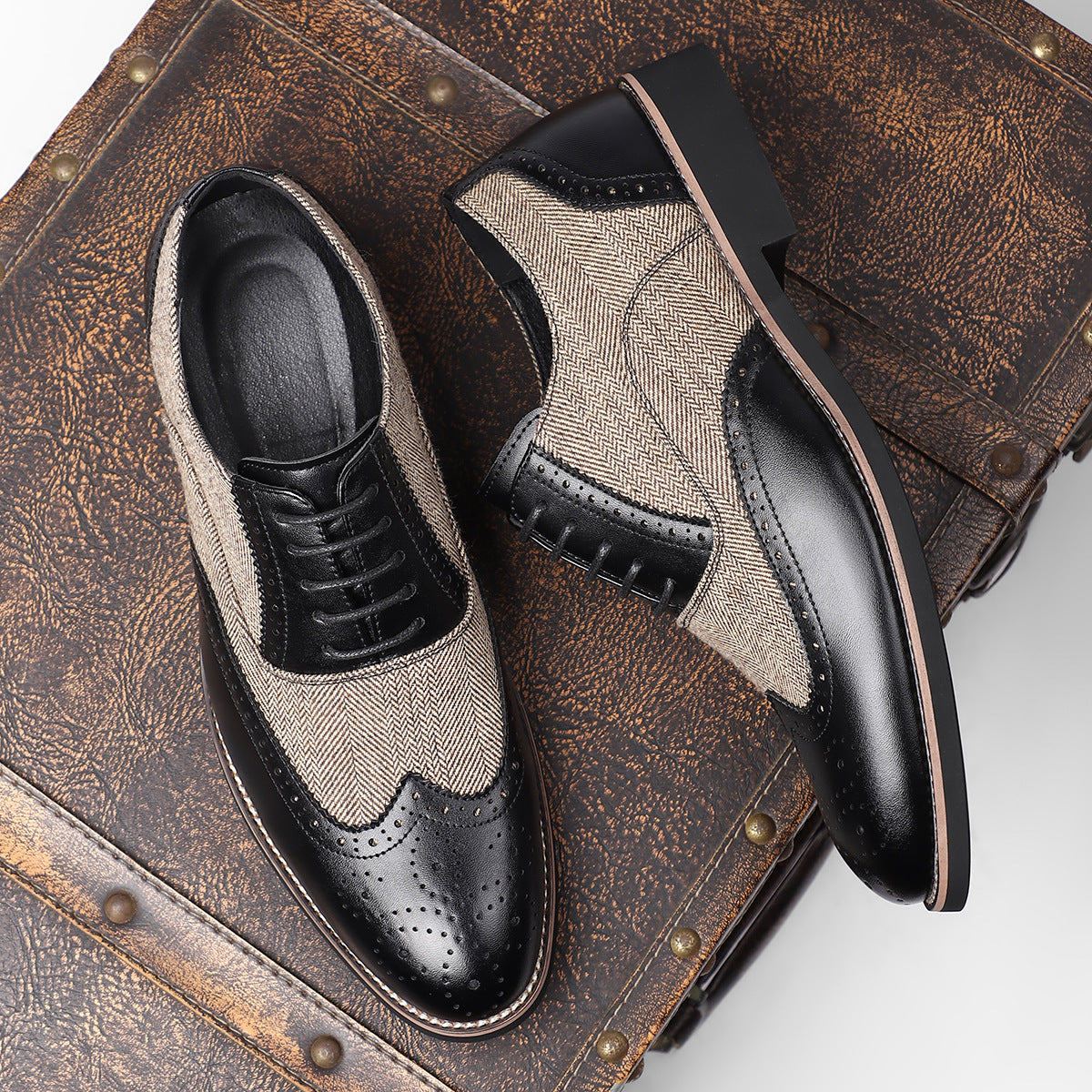 Large Size Men's Retro Daily Casual Shoes Business Formal Carved Brogue Comfortable Men's Shoes