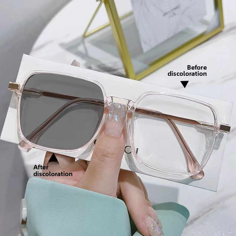 Photochromic Anti-Blue Light Glasses with Square Frame
