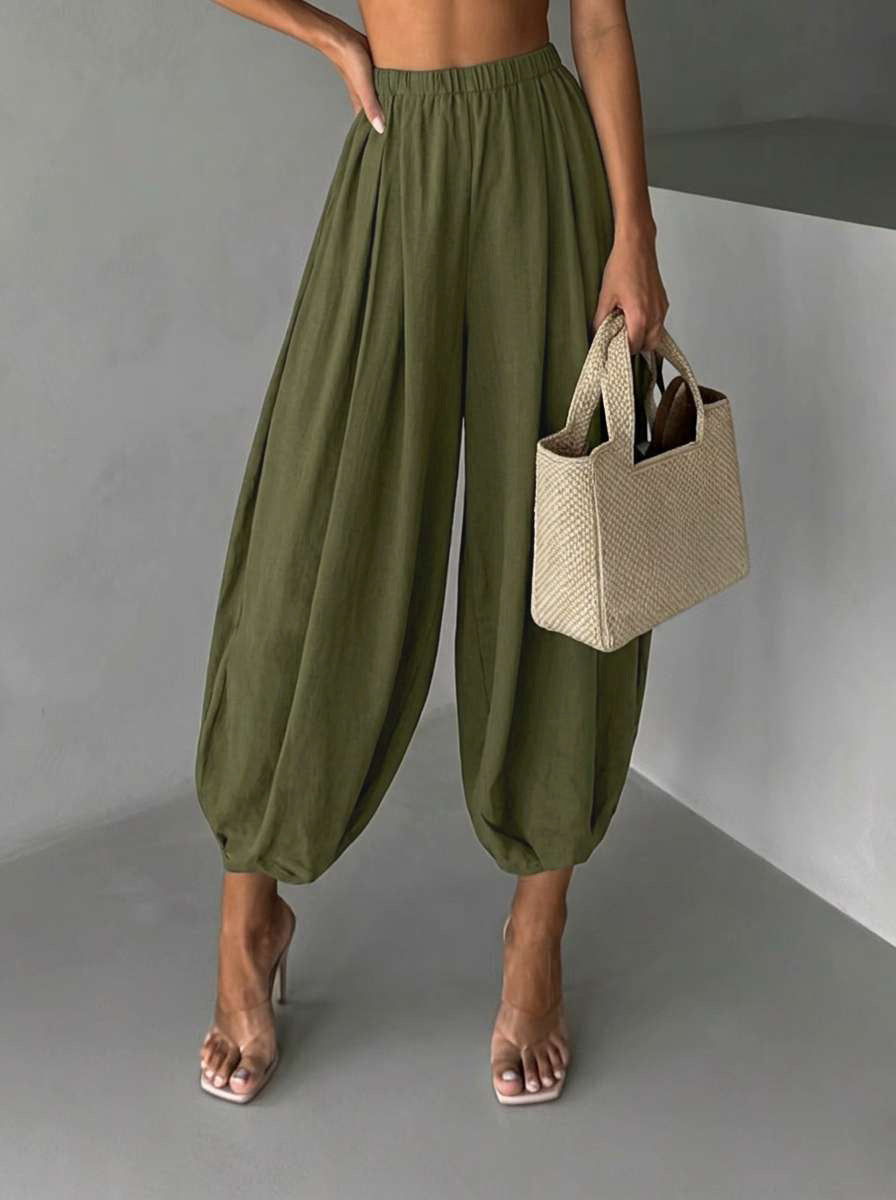 Loose-Fitting Harem-Style Air Pants