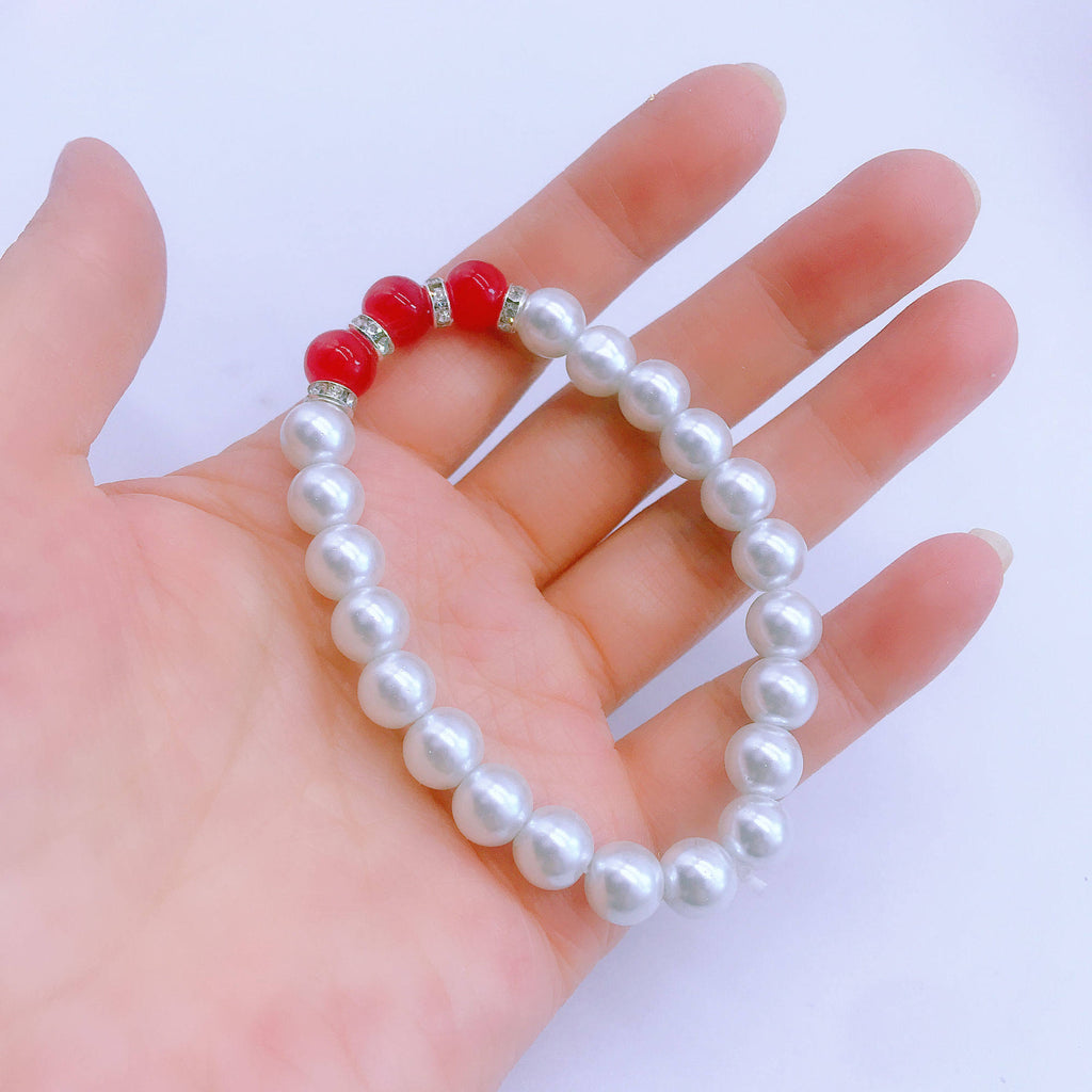 Synthetic Pearl Necklace with Heart Pendant