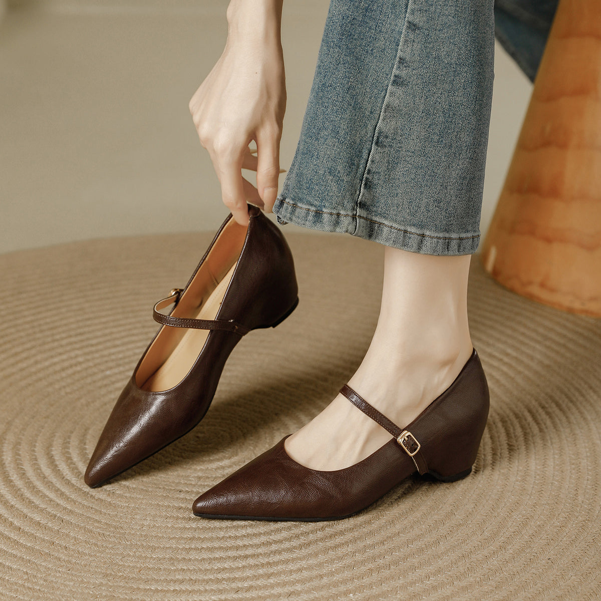 Elegant Pointed Toe Wedge Slip On Shoes