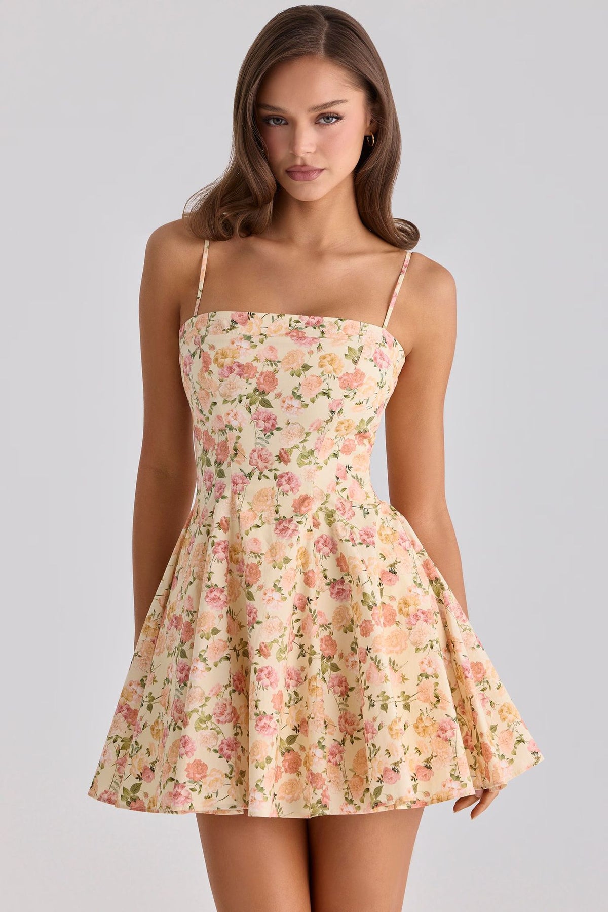 Popular Spaghetti Strap Waist-Cinching A-Line Short Dress French-Style Fishbone Waist-Slimming Dress