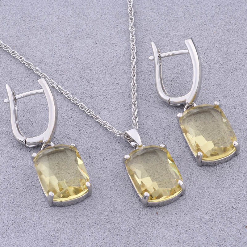 Minimalist Geometric Earrings and Necklace Set
