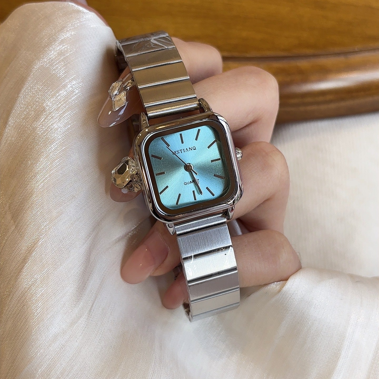 Women's Bamboo Pattern Quartz Watch