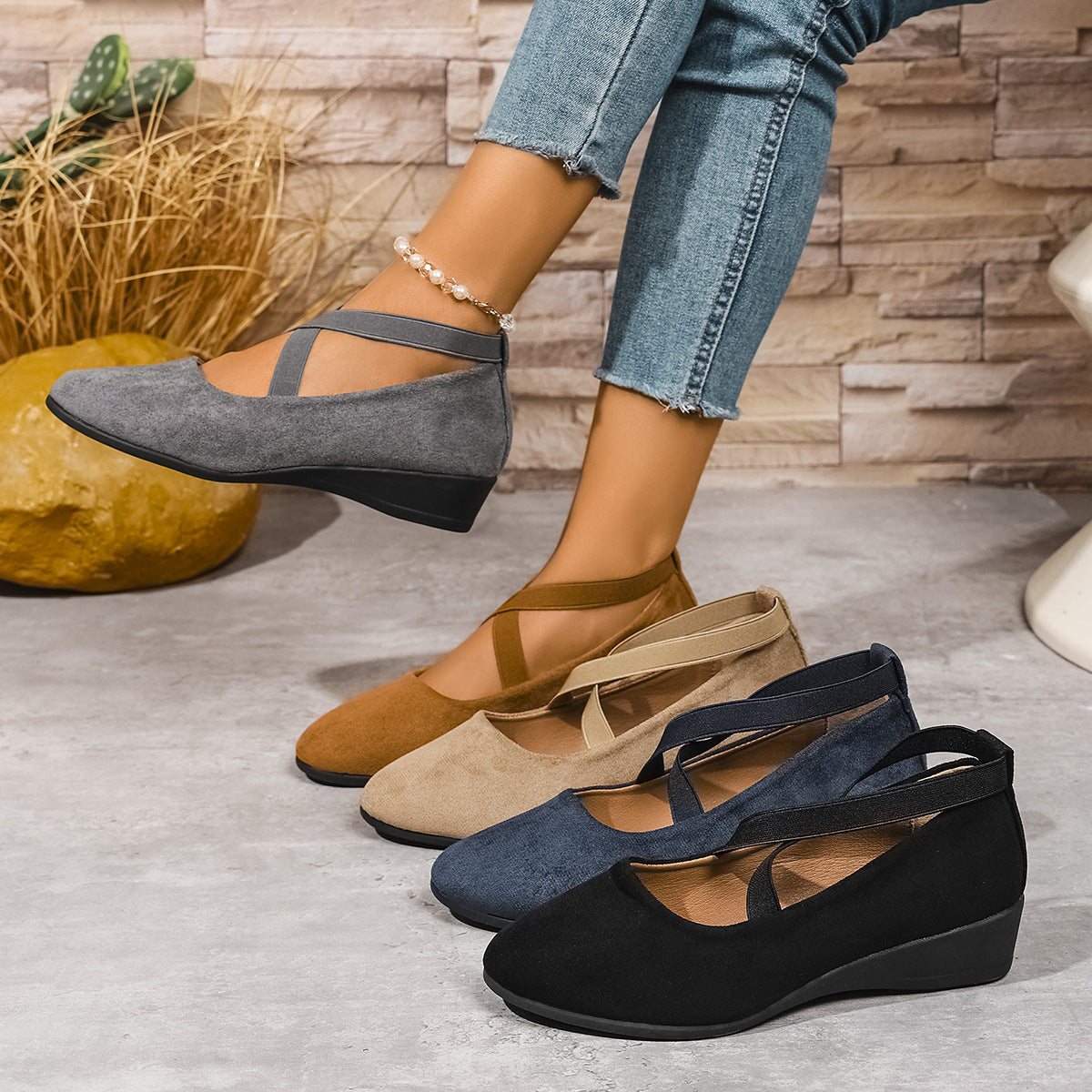 Women's Pointed Toe Suede Wedge Heel Casual Single Shoes