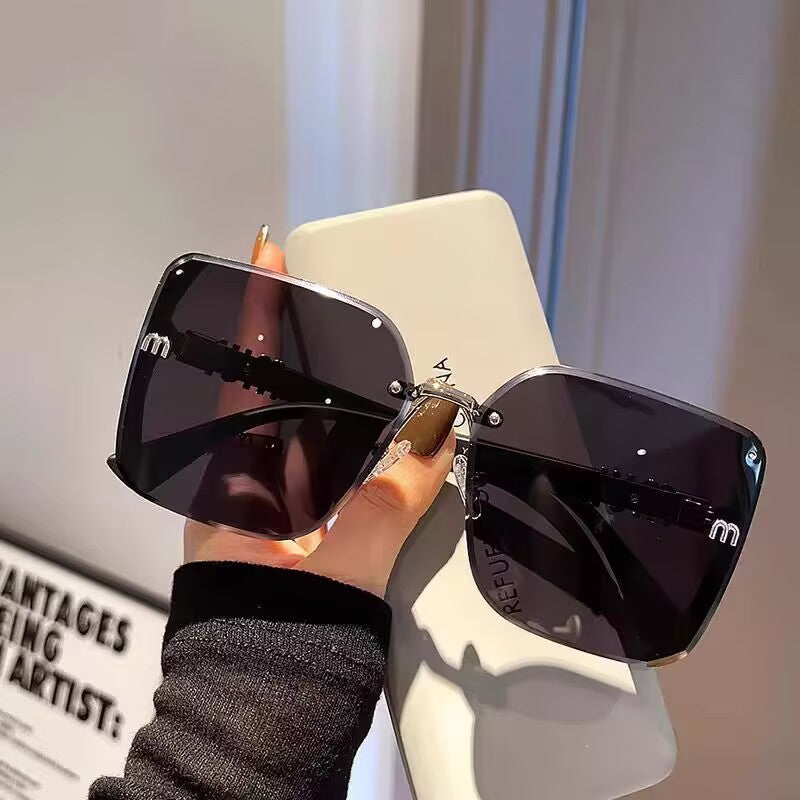Large Frame Cut-Edge Sunglasses for Women, High-End Fashion Square Sunglasses