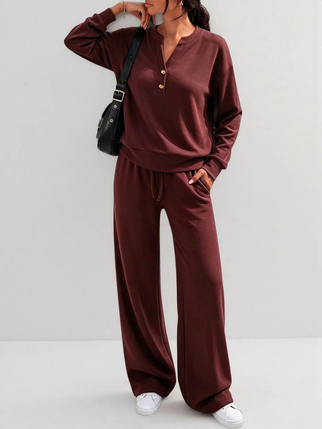 Loose-fitting long-sleeve top and wide-leg pants