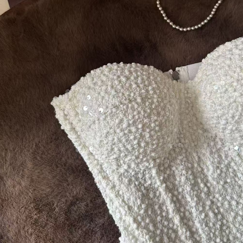 White three-dimensional racerback top